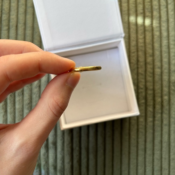 MEJURI Round Gemstone Stacker Ring 💎 - Picture 4 of 10